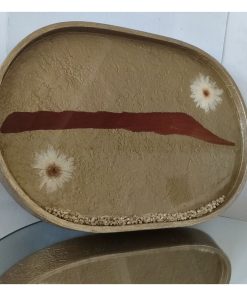 سینیهای دوطرفه چوب و رزین با گل‌های خشک طبیعی و چوب داخل کار چوب جنگل